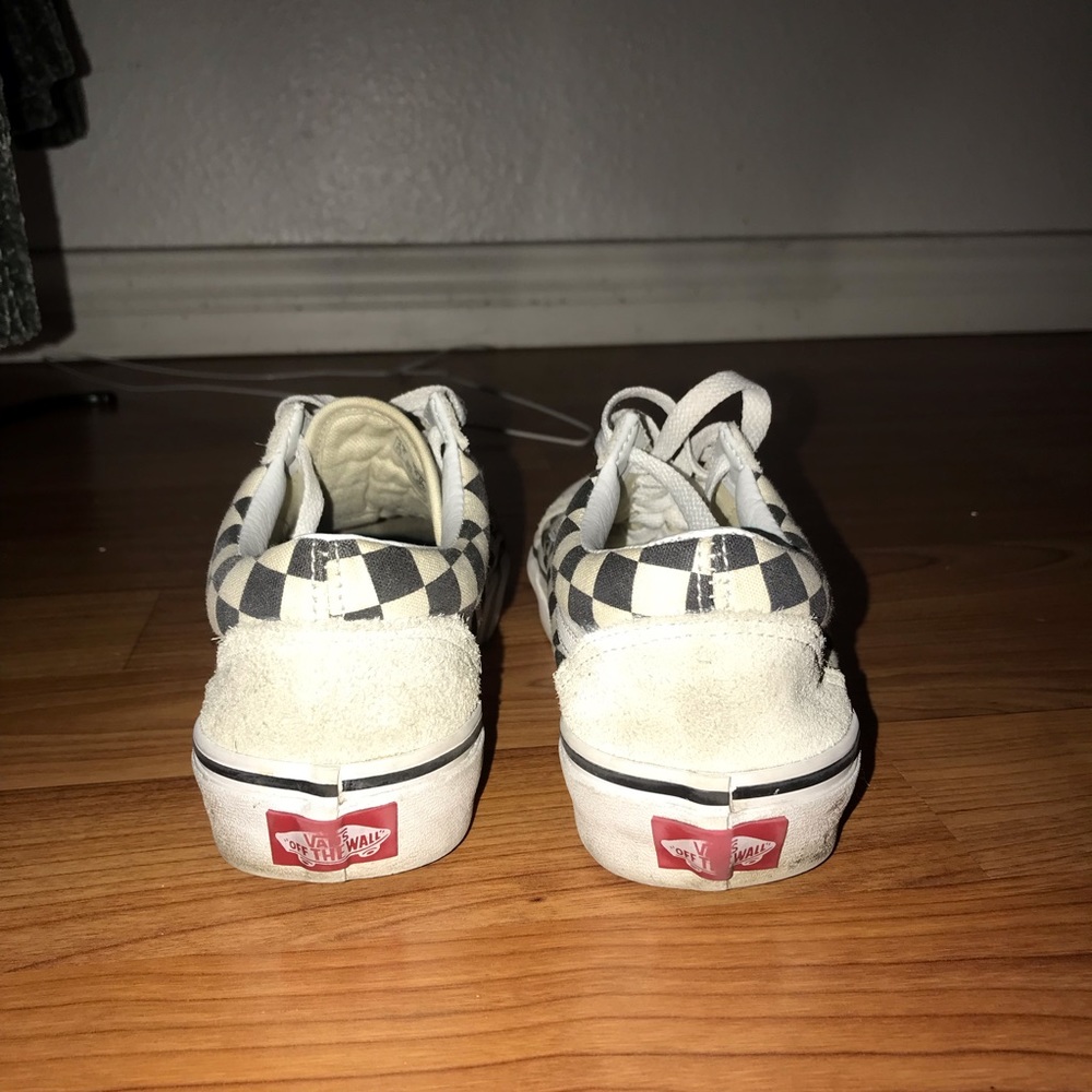 Checkerboard vans - Picture 3 of 5